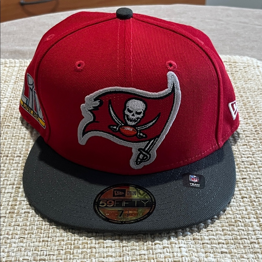 New Era Red and Gray Buccaneers 59FIFTY Cap